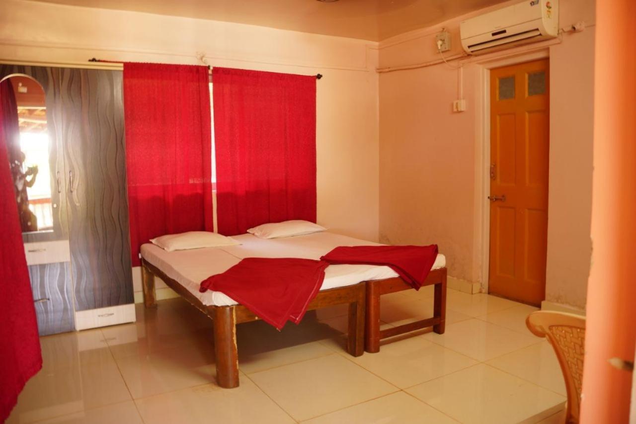 Yash Garden Residency Otel Ganpatipule Dış mekan fotoğraf