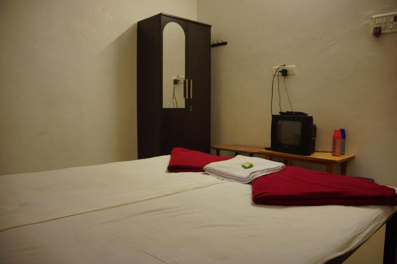 Yash Garden Residency Otel Ganpatipule Dış mekan fotoğraf